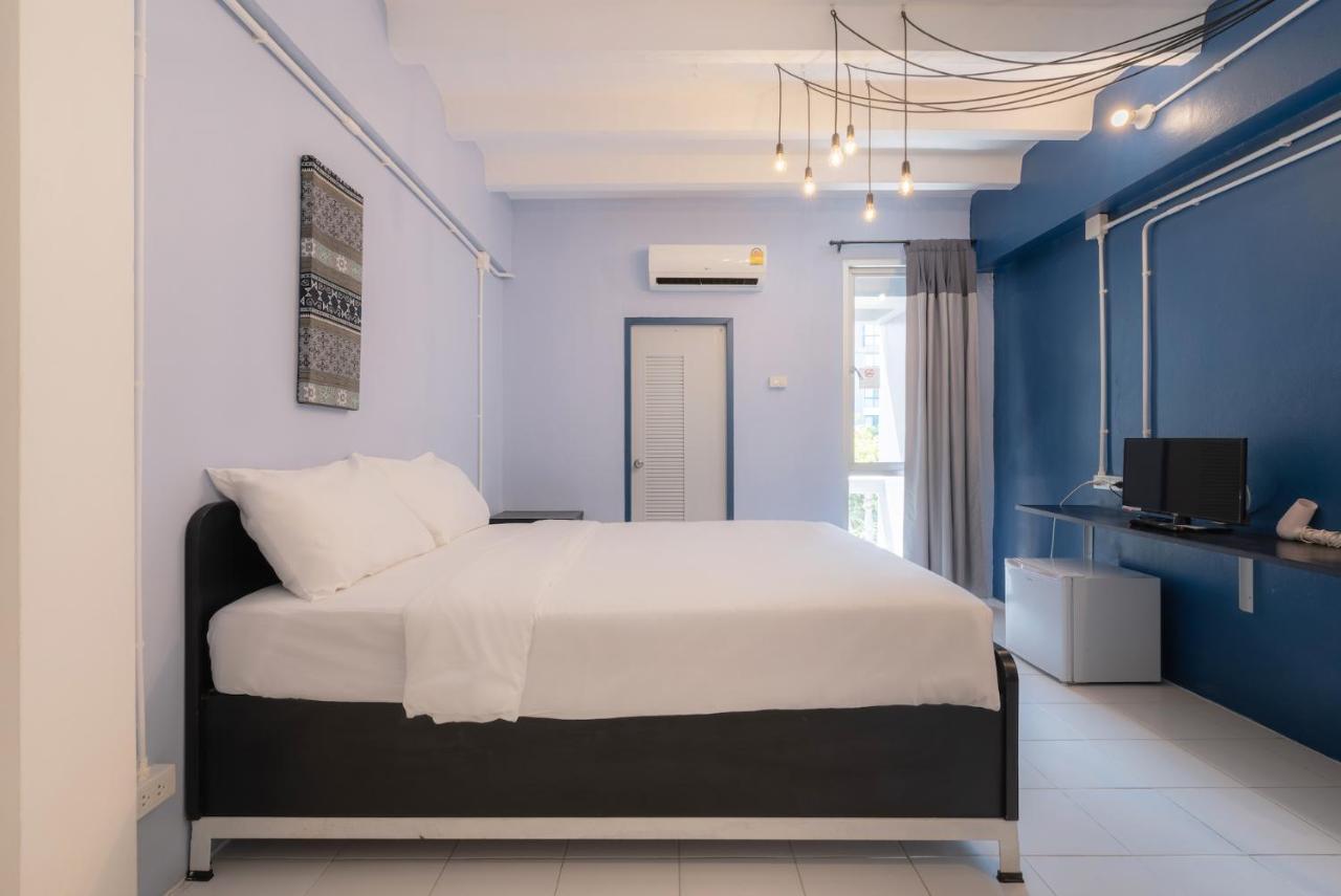 Bedgasm Hotel X Cafe Nimman Chiang Mai Exterior photo