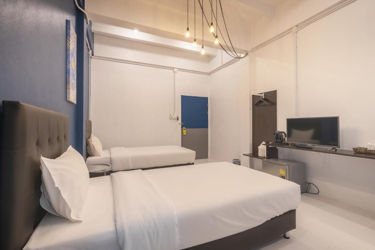 Bedgasm Hotel X Cafe Nimman Chiang Mai Exterior photo